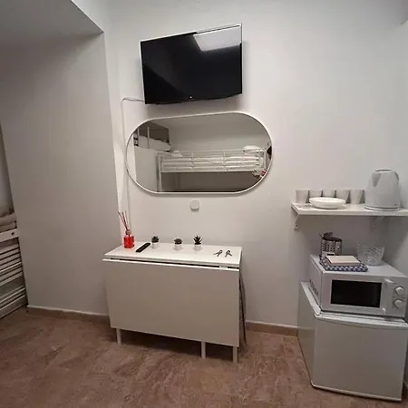 Cute Studio In Gran Via -Si1-2
